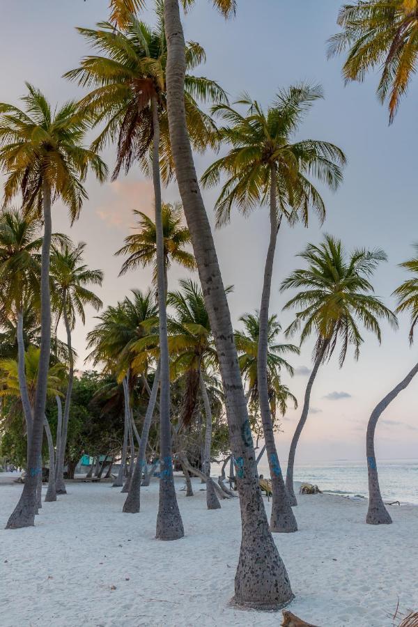 Nihaali Maldives Hotel Kudarikilu Exterior photo
